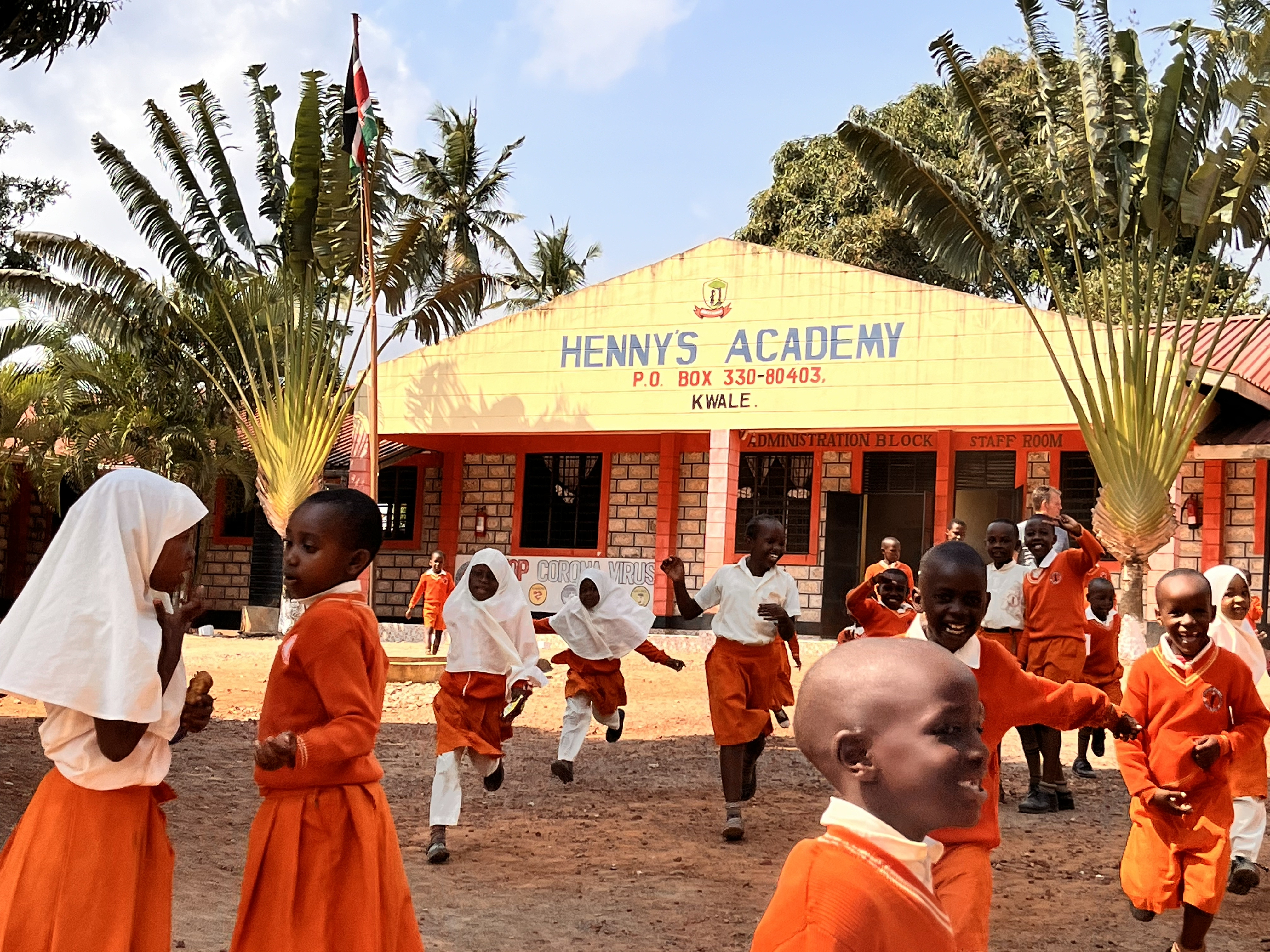 Girls Empowerment Foundation bij Lot of Happiness