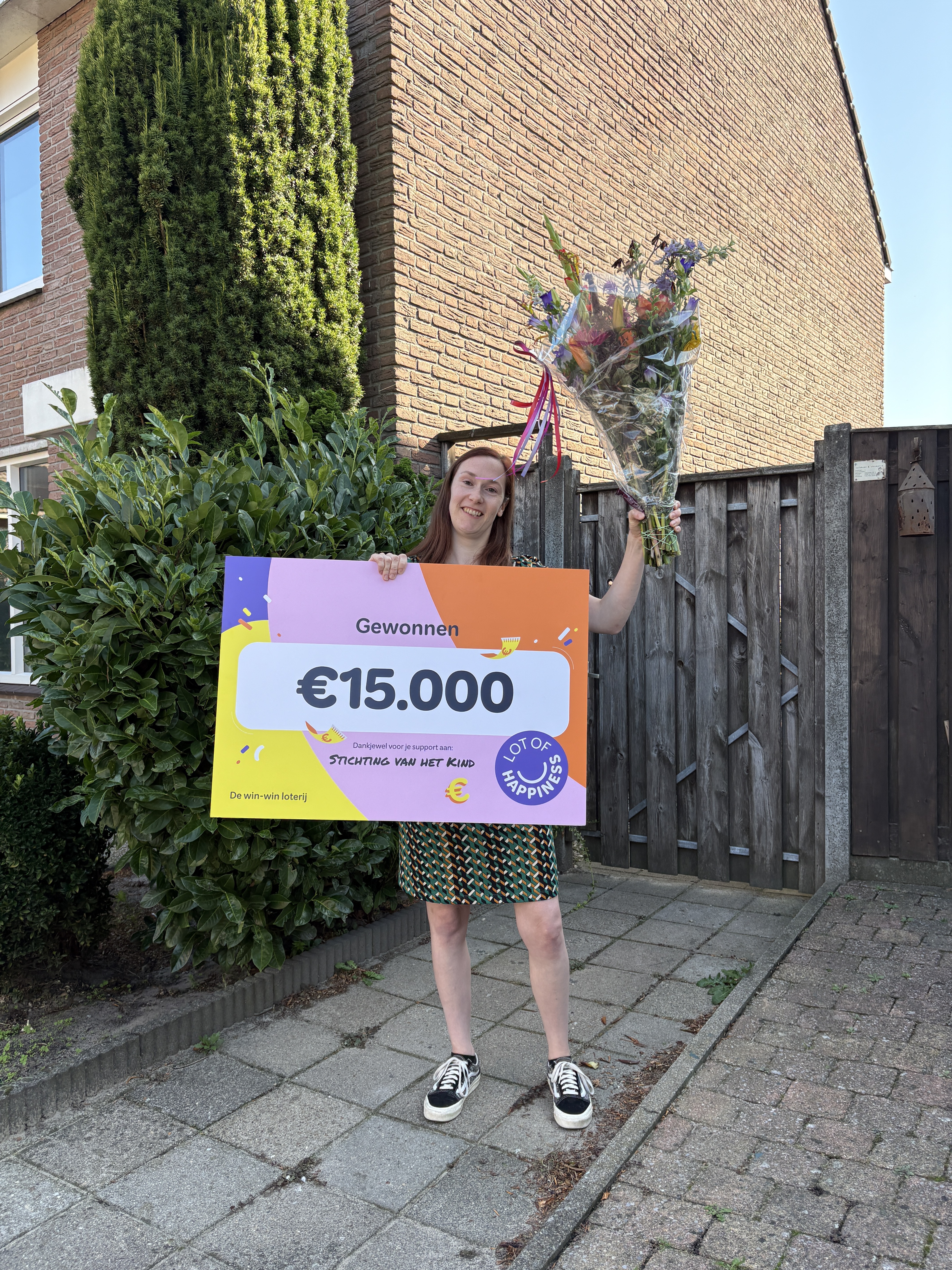 Win-winnaar Els van 15.000 euro bij Lot of Happiness