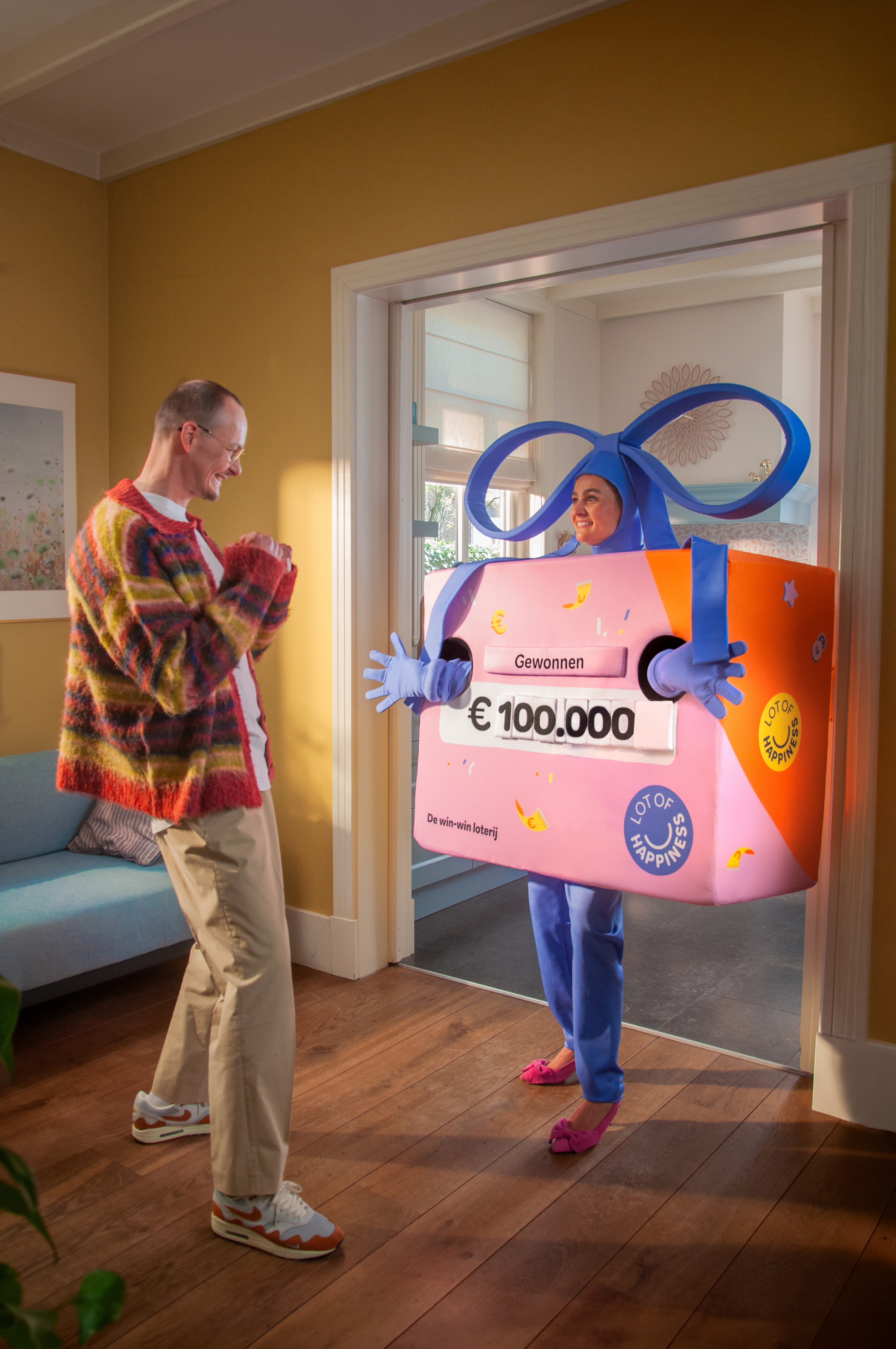 De eerste TV commercial van Lot of Happiness